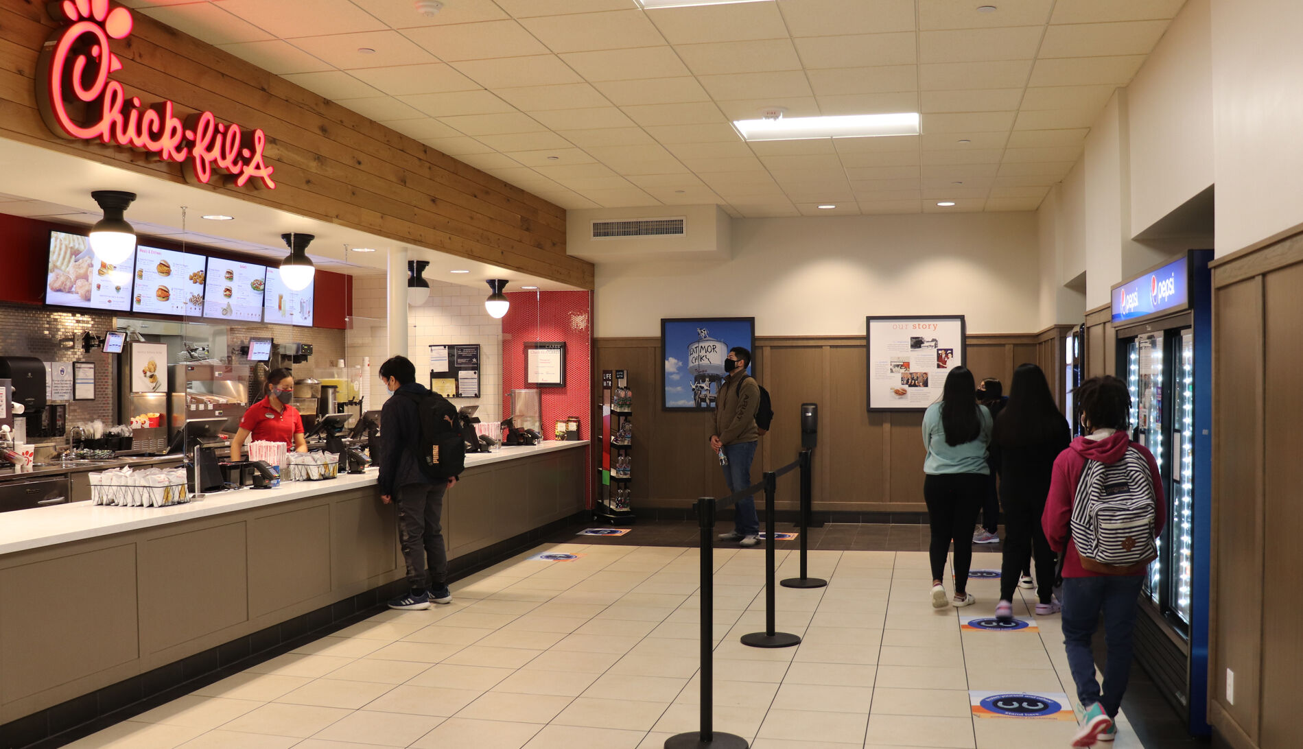Photos: UTA campus comes back to life as students return for the first time since Thanksgiving break
